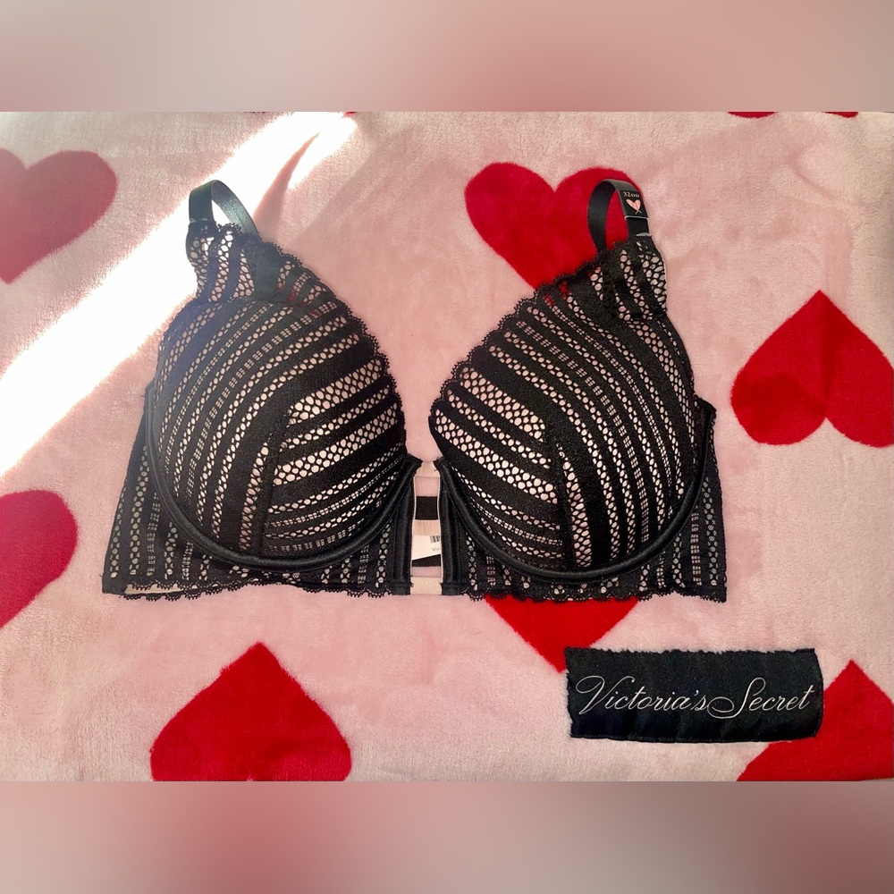 Victoria's Secret Black & Blush Lace Bra